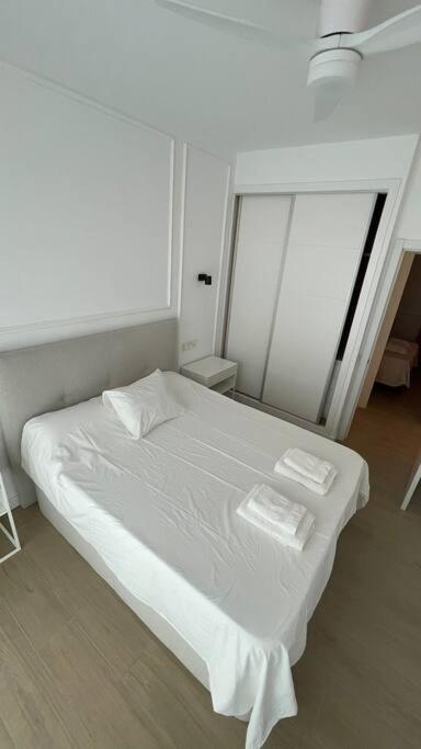 Apartament Hispalis Plaza Cristo De Burgos Sewilla Zewnętrze zdjęcie