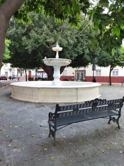 Apartament Hispalis Plaza Cristo De Burgos Sewilla Zewnętrze zdjęcie